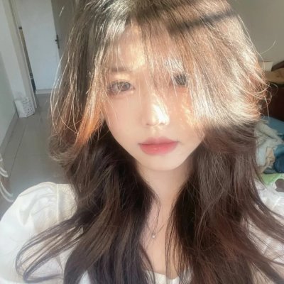 地铁女孩